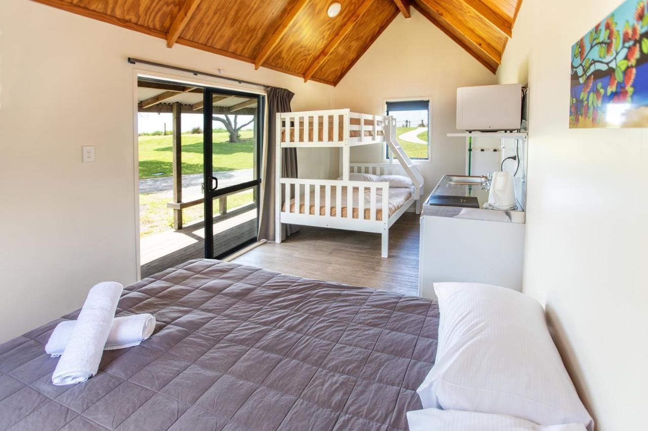 Camp Waipu Cove Hotel Екстериор снимка