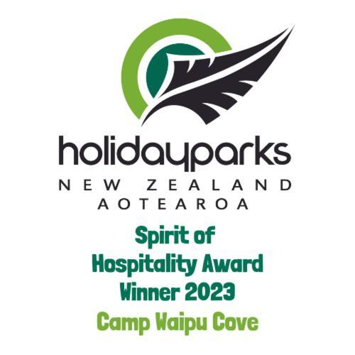 Camp Waipu Cove Hotel Екстериор снимка