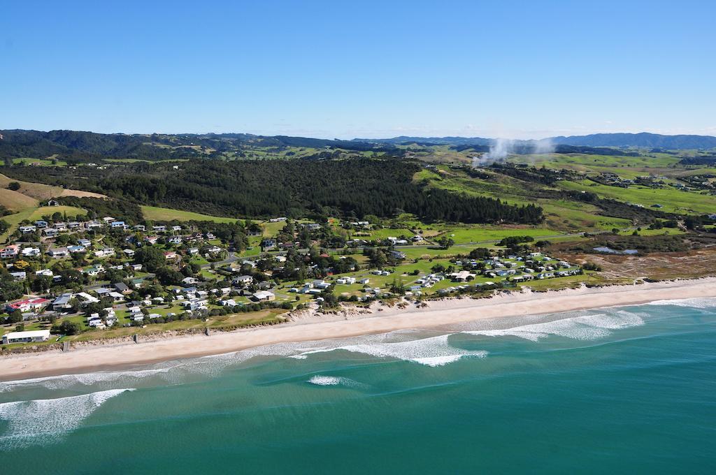 Camp Waipu Cove Hotel Екстериор снимка