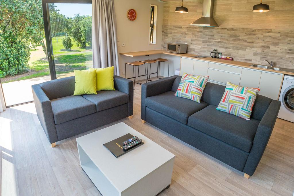Camp Waipu Cove Hotel Екстериор снимка