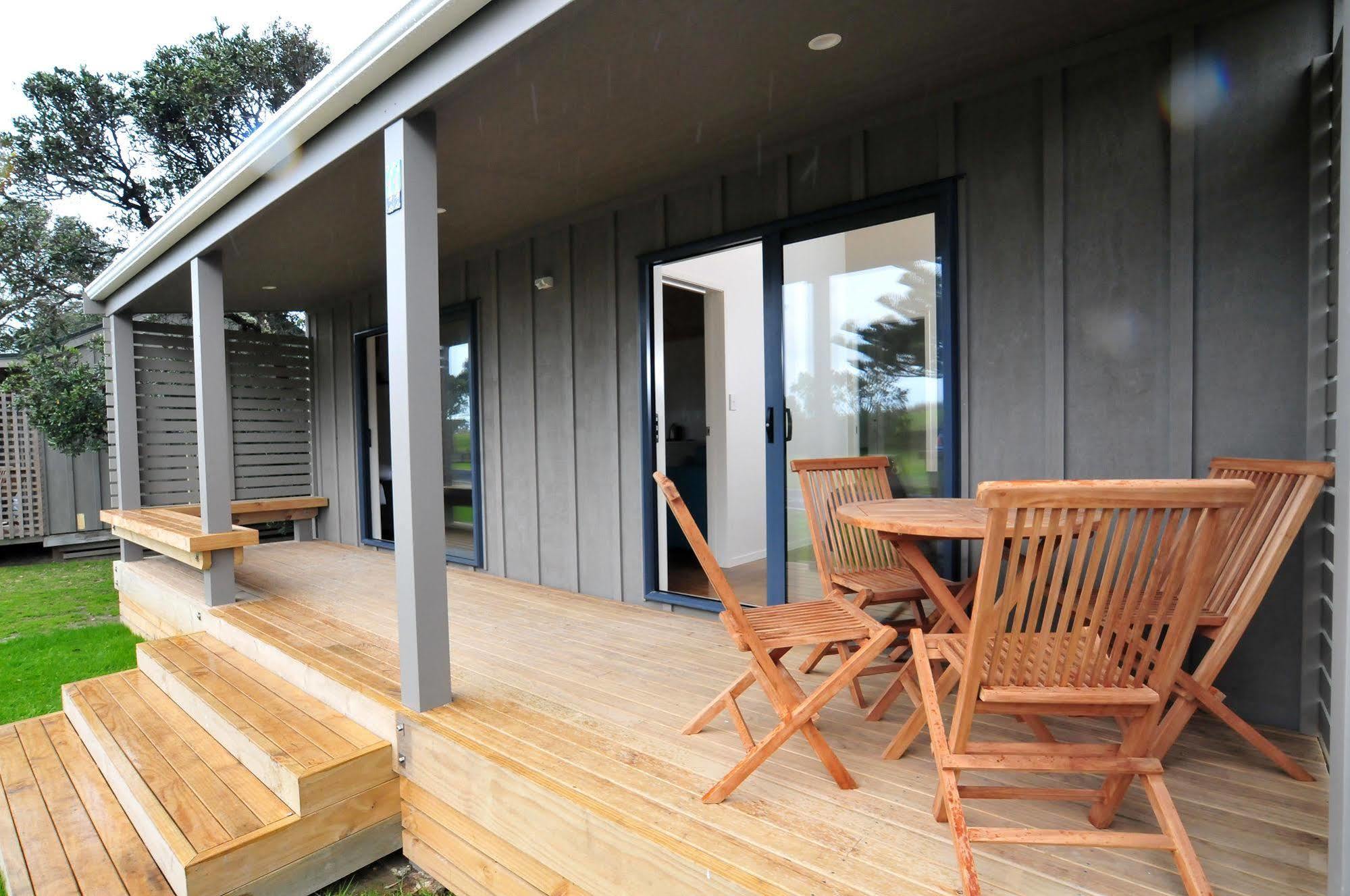 Camp Waipu Cove Hotel Екстериор снимка