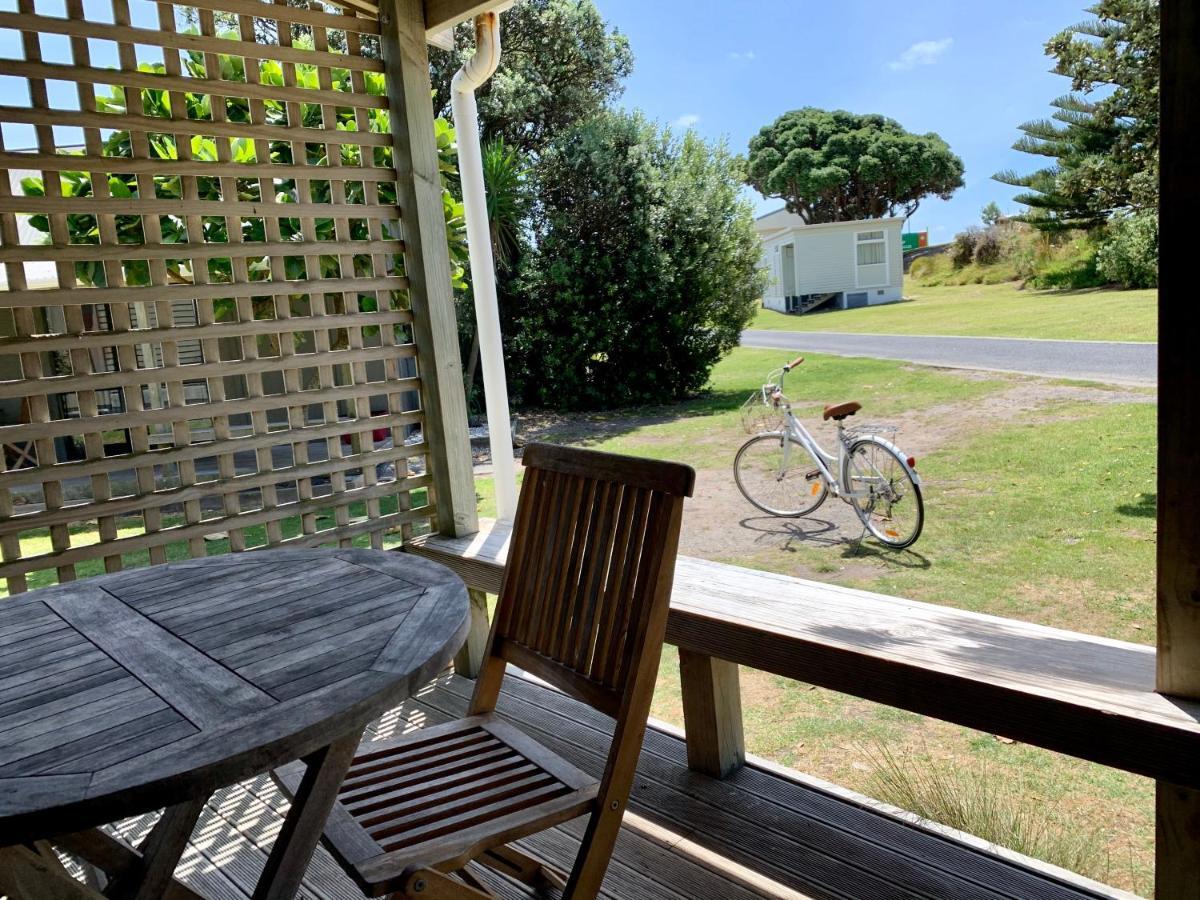 Camp Waipu Cove Hotel Екстериор снимка